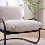 Fauteuil d'appoint incurvé moderne avec revêtement en similicuir, fauteuil de salon confortable avec cadre et coussins en métal